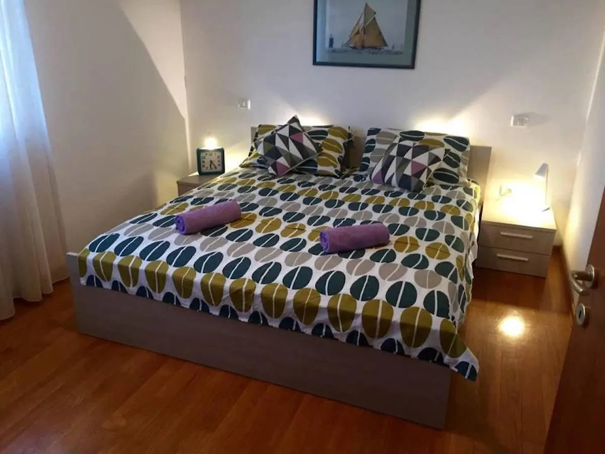 Apartment Jedro Pula